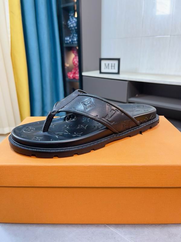 Louis Vuitton Slippers Mens ID:20250512-274